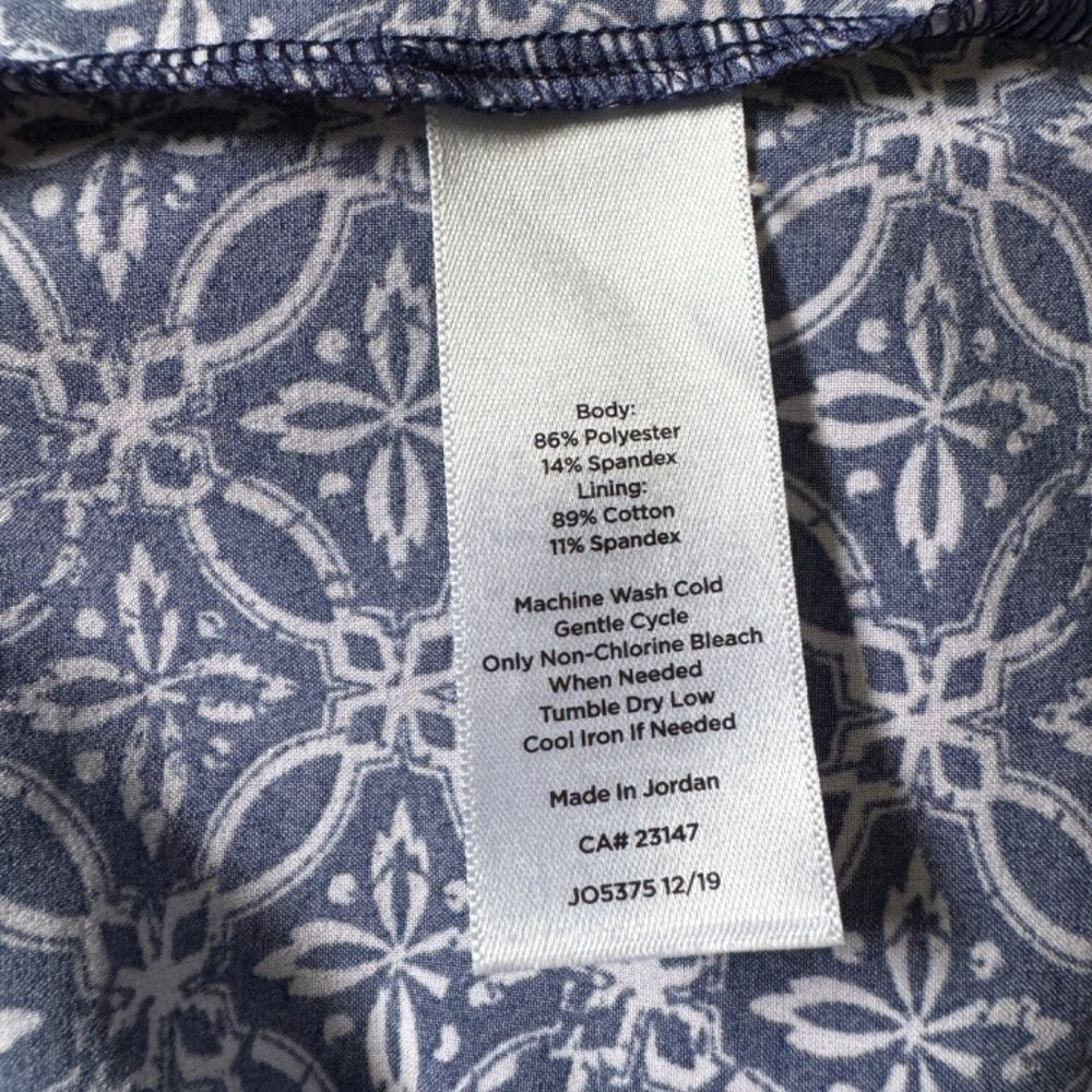 T by Talbots Faux Wrap Skort Blue White Medallion Print Pockets, Size S - Picture 8 of 9